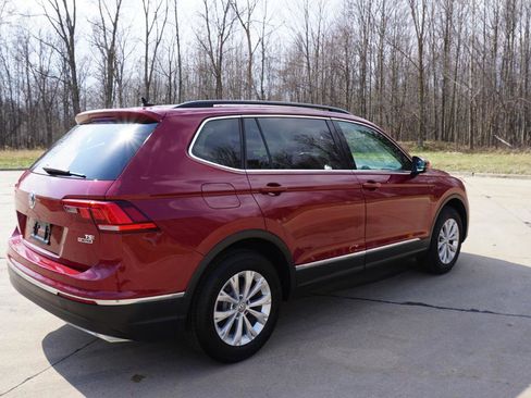 Used 2018 Volkswagen Tiguan SE image 5