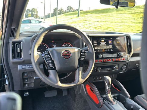 New 2026 Nissan Frontier Pro-X w/ Pro-X Convenience Package image 16