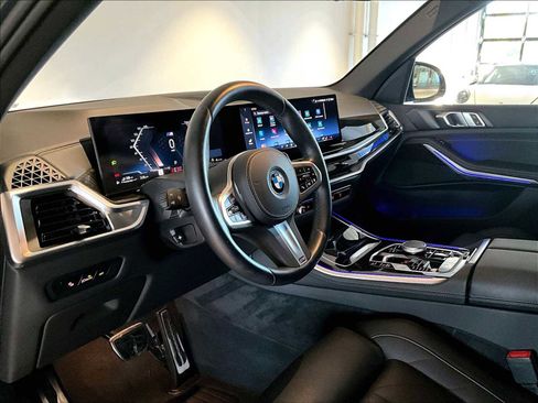 Used 2024 BMW X5 xDrive50e w/ M Sport Package image 7