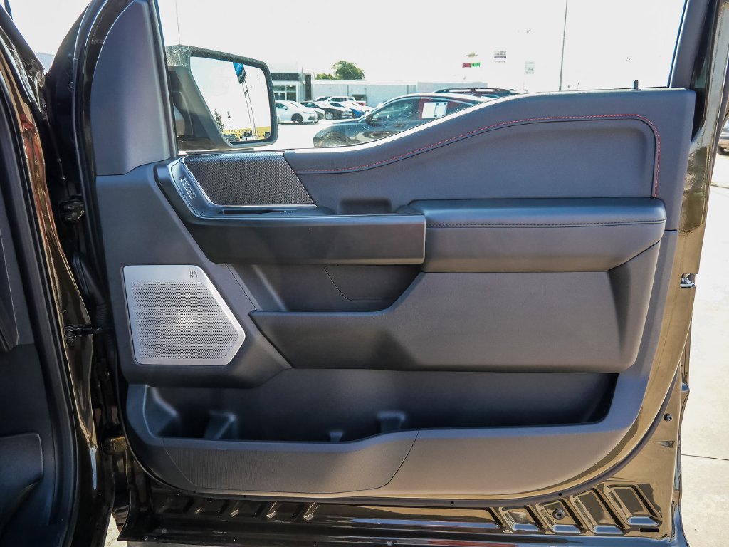 Used 2025 Ford F150 Raptor AWD/4WD image 29