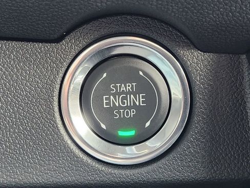 New 2026 Chevrolet Traverse LT w/ Driver Confidence Package FWD image 21