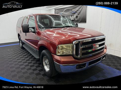 Used 2005 Ford Excursion XLT RWD image 1