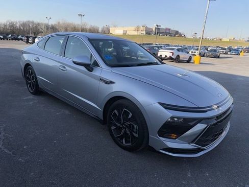 Used 2025 Hyundai Sonata SEL image 6