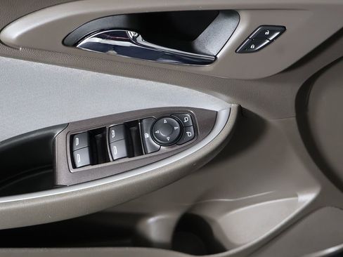 Used 2023 Chevrolet Malibu LT FWD image 30