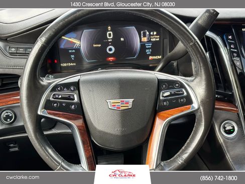 Used 2015 Cadillac Escalade Premium image 19