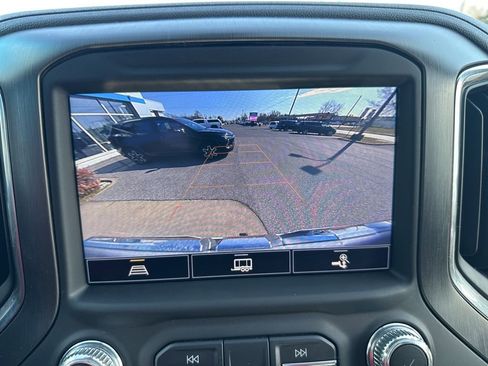 Used 2022 GMC Sierra 1500 AT4 w/ AT4 Premium Package image 24