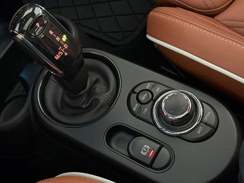 Used 2023 MINI Cooper S w/ Driver Assistance Package FWD image 22