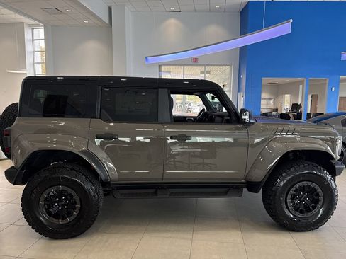 New 2025 Ford Bronco Raptor image 8