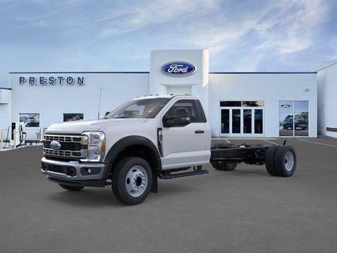 New 2026 Ford F450 XL w/ XL Chrome Package RWD image 1