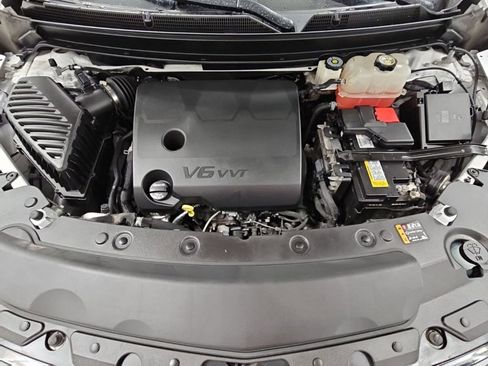 Used 2023 Buick Enclave Essence w/ Sport Touring Edition FWD image 41