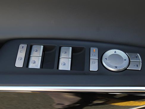 New 2026 Genesis GV70 2.5T image 11