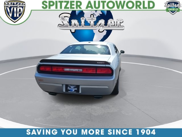Used 2009 Dodge Challenger SRT8 w/ SRT Option Group II RWD image 9