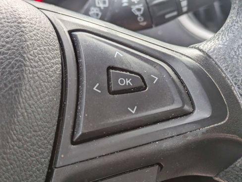 Used 2022 Ford Edge SE AWD/4WD image 23