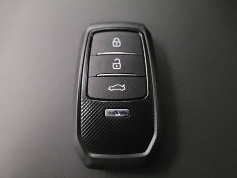 Used 2025 Hyundai Sonata SEL FWD image 32
