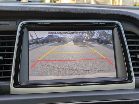 Used 2019 Hyundai Sonata Limited w/ Ultimate Package 04 image 15