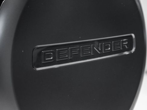 Used 2024 Land Rover Defender 130 V8 AWD/4WD image 13