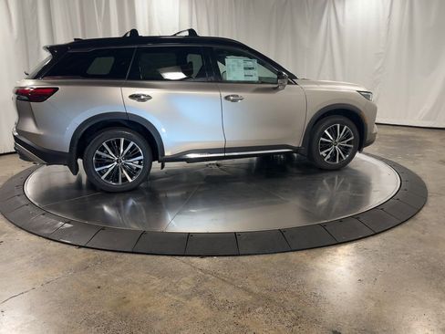 Certified 2025 INFINITI QX60 Autograph w/ Cargo Package image 2