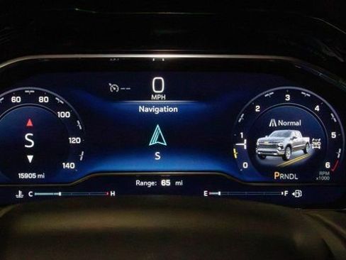 Used 2023 Chevrolet Silverado 1500 LT image 9