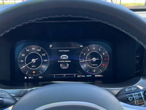 Used 2022 Kia Sorento SX image 22