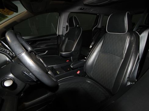 Used 2022 Honda Odyssey Elite image 4