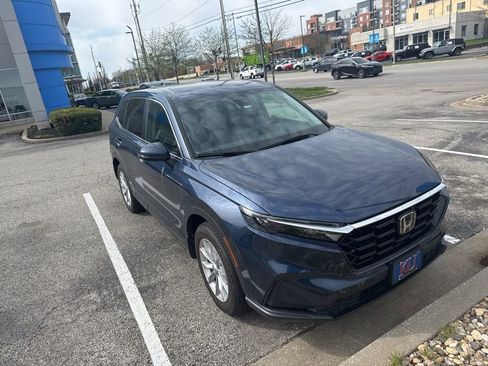 Used 2024 Honda CR-V EX image 2