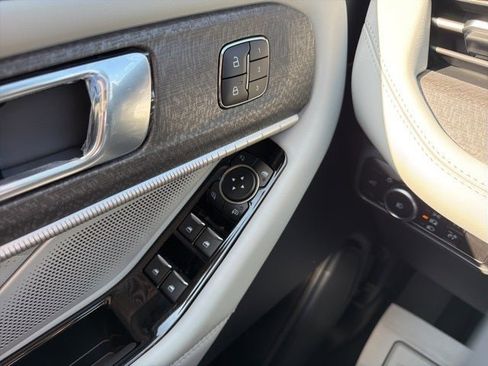 New 2025 Ford Explorer Platinum w/ Ultimate Package image 34