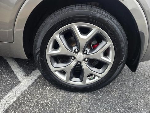 Used 2016 Kia Sorento SX FWD image 11