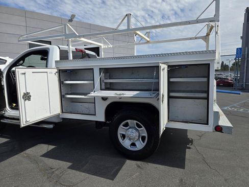Used 2022 RAM 2500 Tradesman RWD image 24