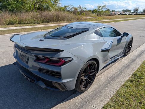 Used 2025 Chevrolet Corvette Z06 image 6