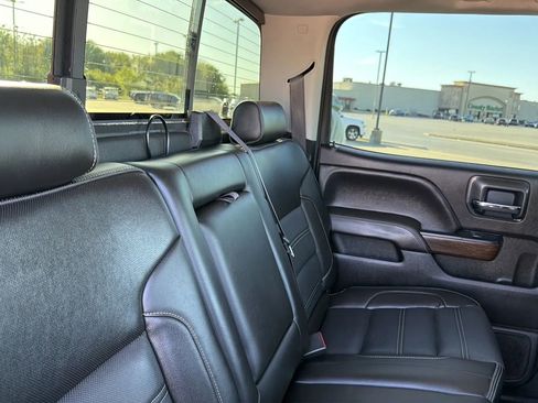 Used 2018 GMC Sierra 2500 Denali w/ Duramax Plus Package AWD/4WD image 62
