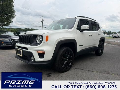 Used 2019 Jeep Renegade Altitude w/ Quick Order Package 2XM AWD/4WD image 3