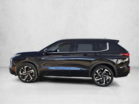 Used 2023 Mitsubishi Outlander SEL image 9