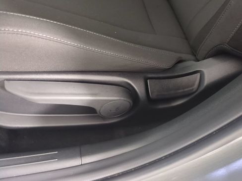 Used 2025 Hyundai Elantra Hybrid FWD image 21
