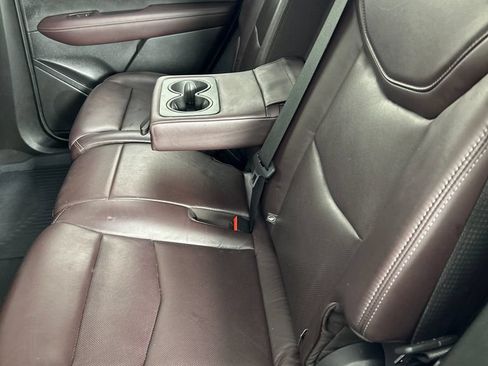 Used 2020 Cadillac XT6 Premium Luxury FWD image 17