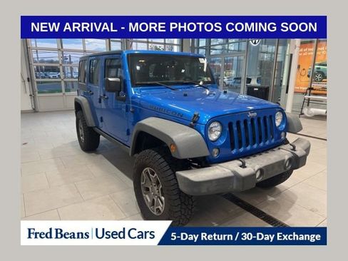 Used 2015 Jeep Wrangler Unlimited Rubicon w/ Connectivity Group image 1