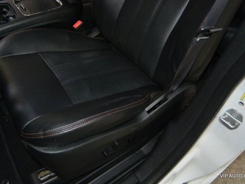 Used 2019 Dodge Grand Caravan GT image 13