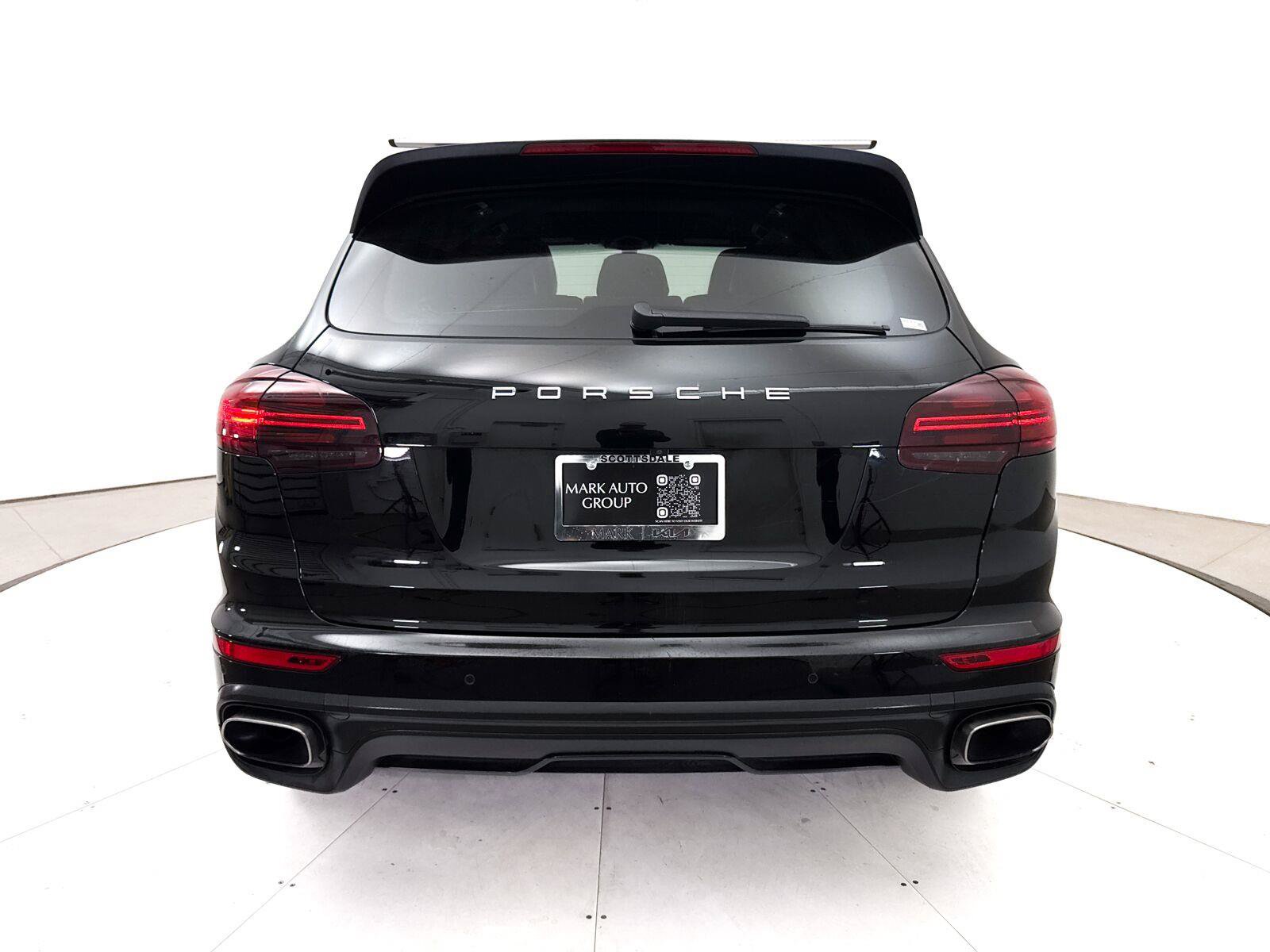 Used 2016 Porsche Cayenne AWD/4WD image 12
