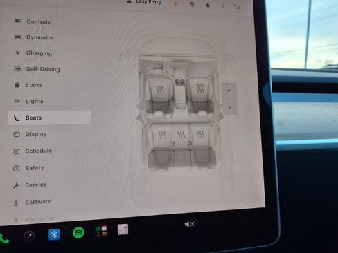 Used 2023 Tesla Model Y Long Range AWD/4WD image 16