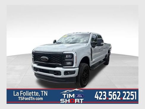 Used 2026 Ford F250 Lariat w/ Black Appearance Package AWD/4WD image 1