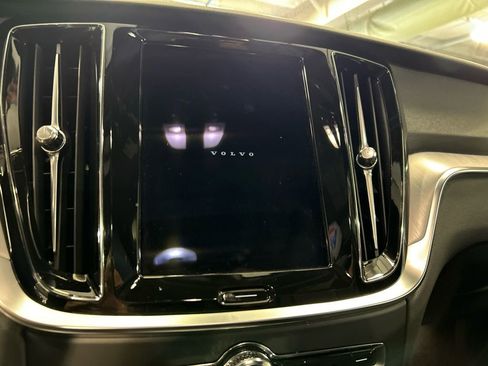 Certified 2023 Volvo S60 B5 Plus w/ Climate Package AWD/4WD image 16