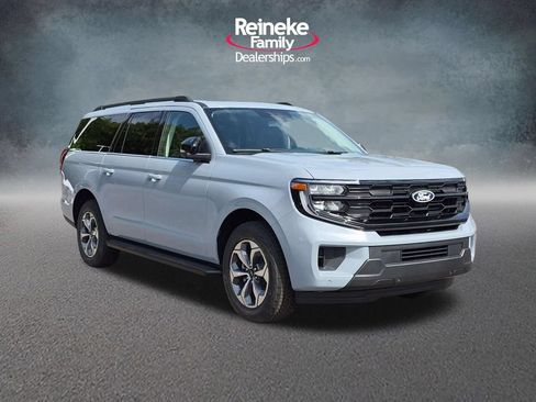 New 2027 Ford Expedition Max Active AWD/4WD image 3