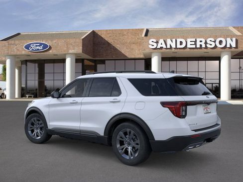 New 2026 Ford Explorer Active w/ Active Comfort Package image 5