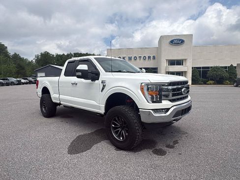 Used 2022 Ford F150 Lariat AWD/4WD image 2