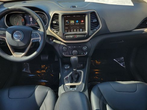 Used 2016 Jeep Cherokee Limited AWD/4WD image 6