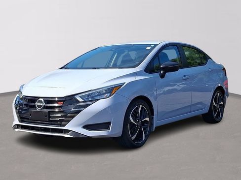 Used 2023 Nissan Versa SR w/ Trunk Package FWD image 3