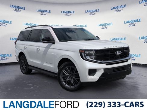 New 2027 Ford Expedition Platinum RWD image 1
