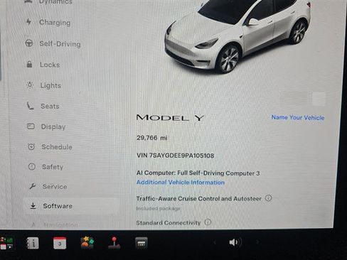 Used 2023 Tesla Model Y Long Range AWD/4WD image 4