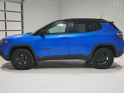 Used 2023 Jeep Compass Trailhawk image 8