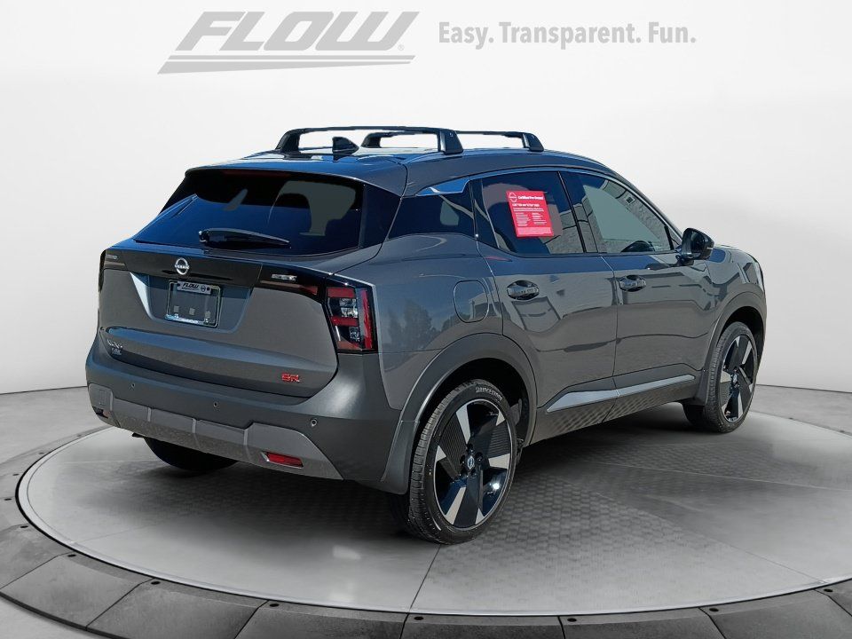 Used 2026 Nissan Kicks SR w/ SR Premium Package FWD image 7