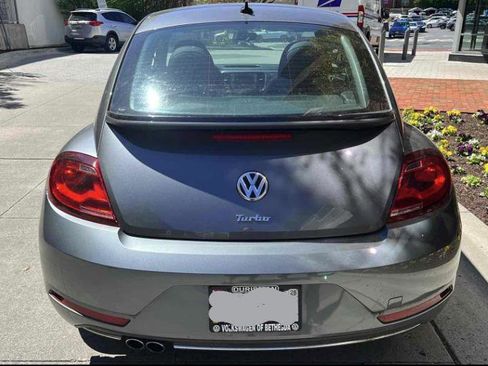 Used 2019 Volkswagen Beetle 2.0T SE FWD image 5